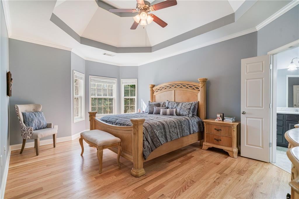 6642 Crestwood Peninsula