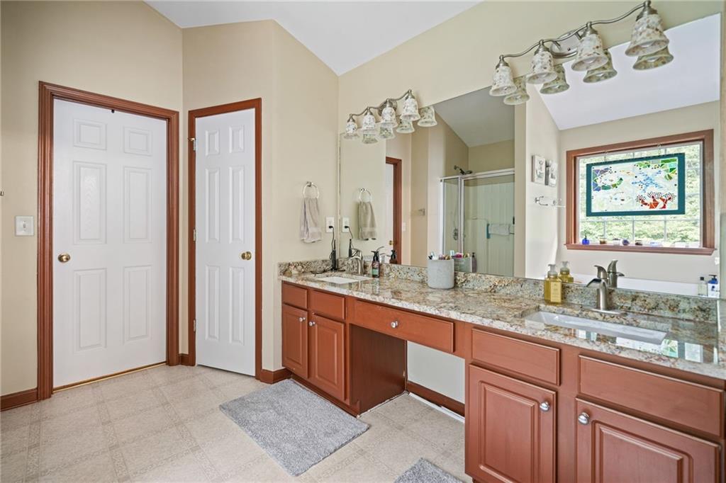 3725 Roxwood Park Drive