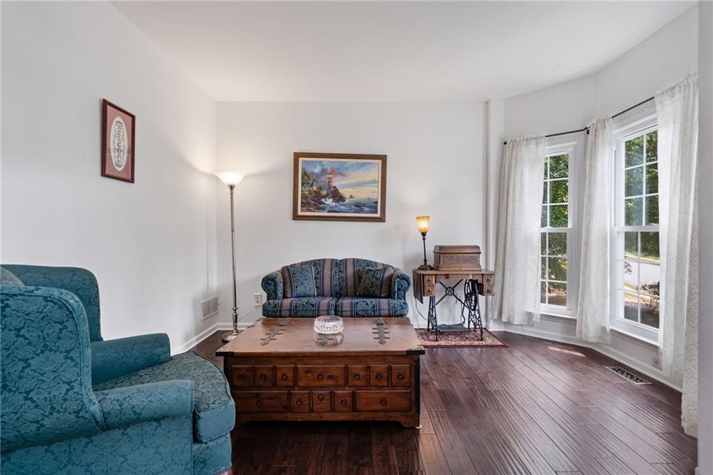 3725 Roxwood Park Drive