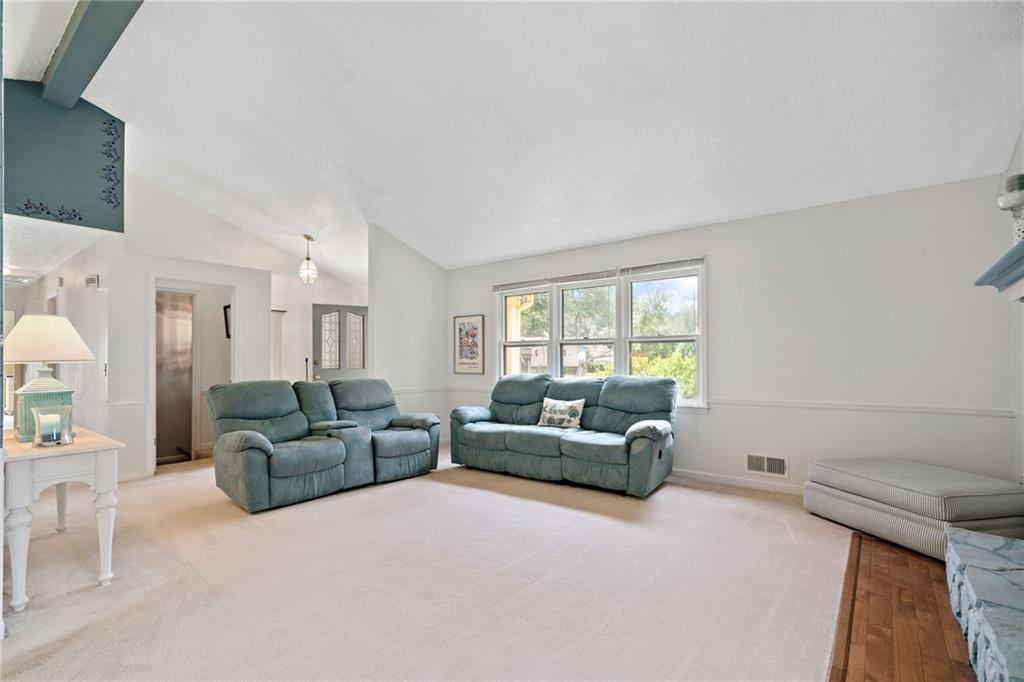 4692 Cheri Lynn Road NW