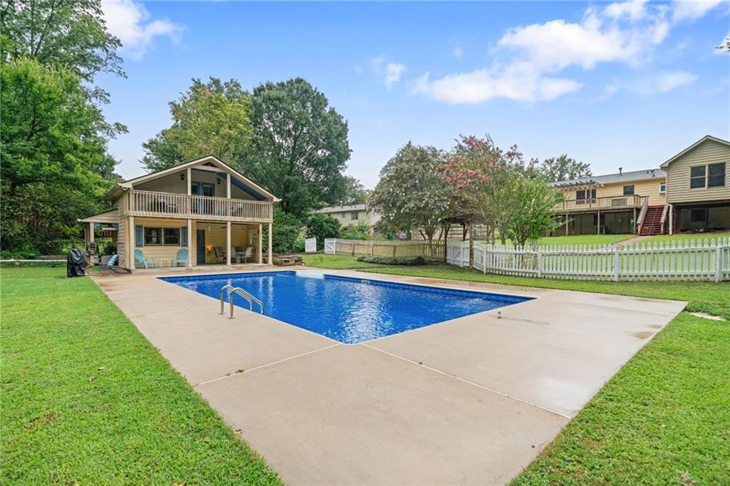 4692 Cheri Lynn Road NW