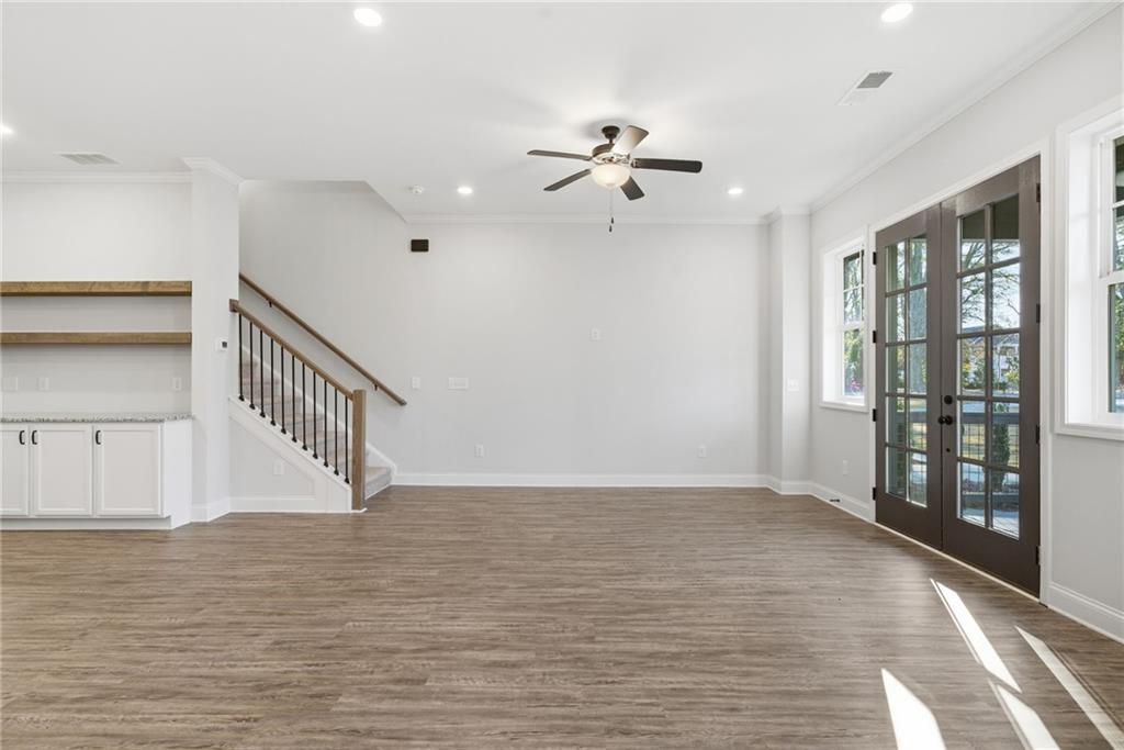 937 Willingham Drive Unit 7