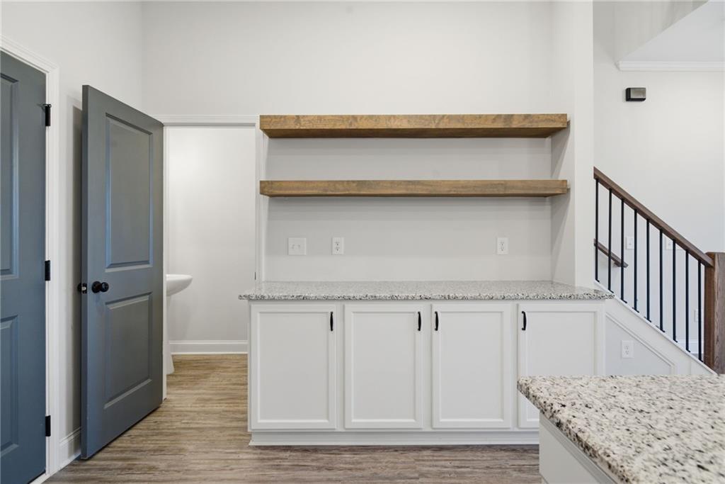 937 Willingham Drive Unit 7