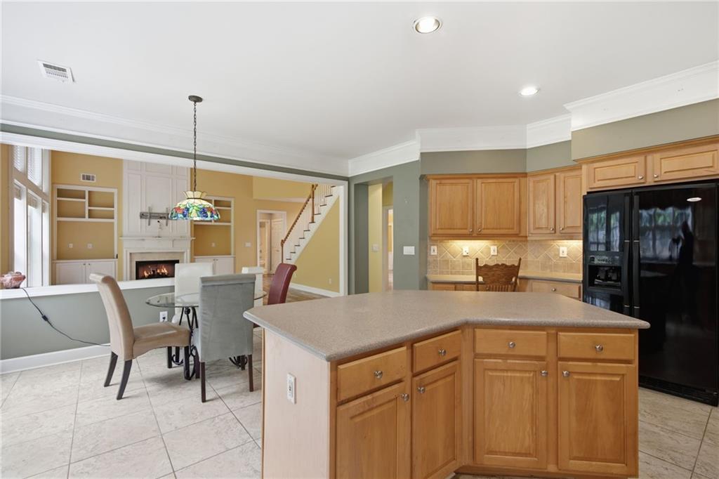 1125 Mountclaire Drive