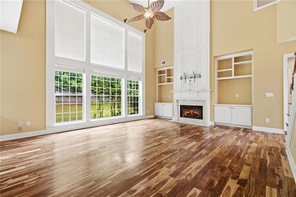 1125 Mountclaire Drive