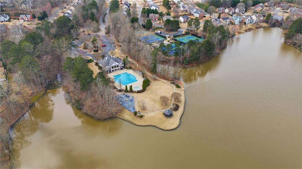 1125 Mountclaire Drive