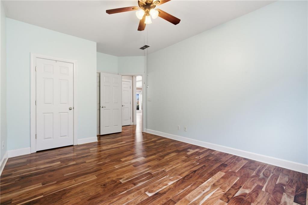 1125 Mountclaire Drive