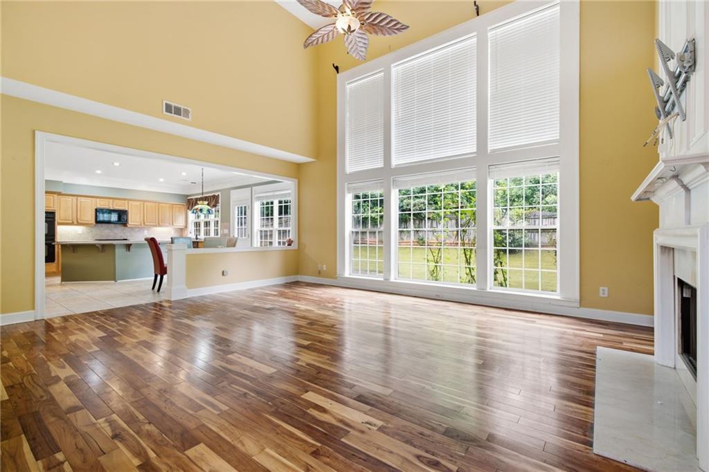1125 Mountclaire Drive