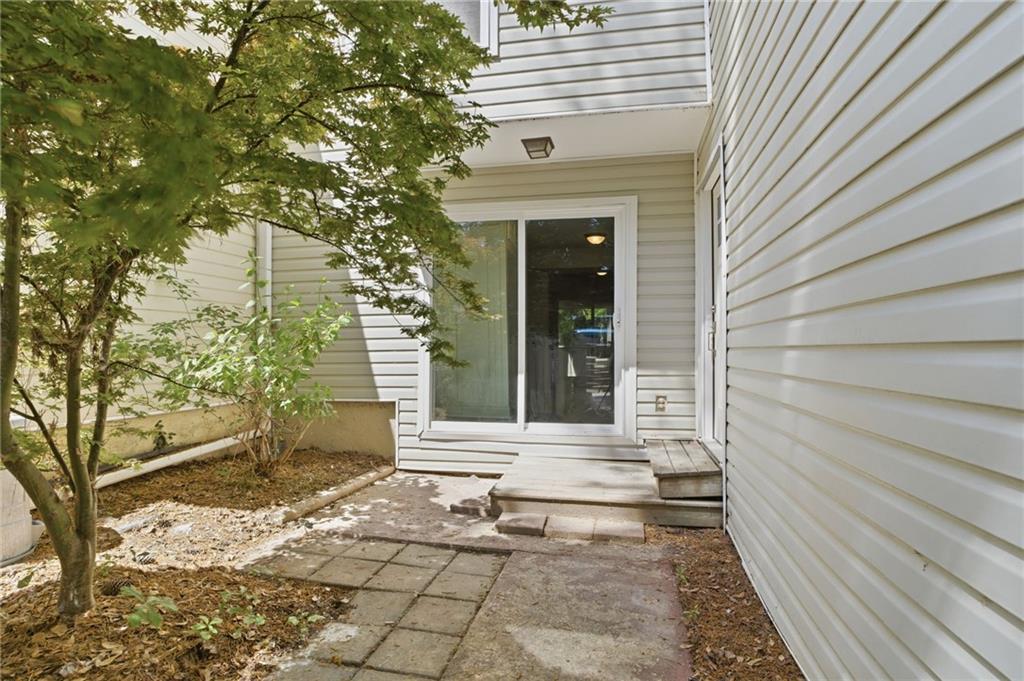 2620 Meadowlawn Drive SE