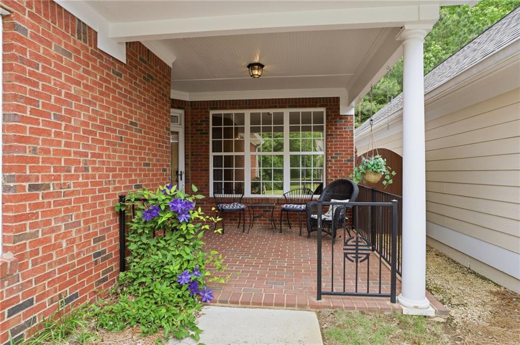 235 Villa Creek Parkway