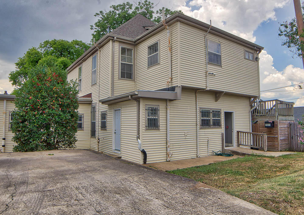 1911 Mccallie Avenue