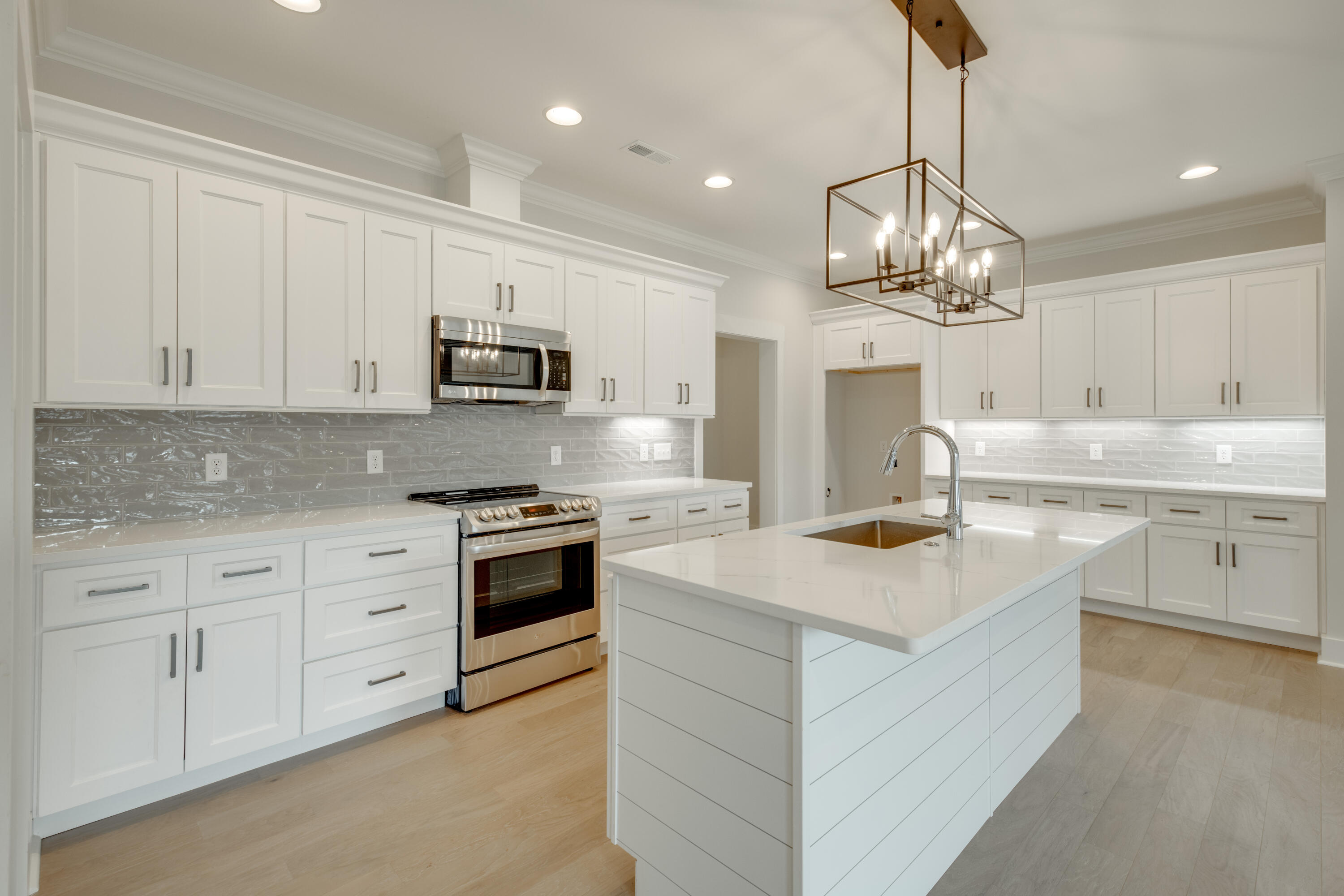 9694 Dutton Lane