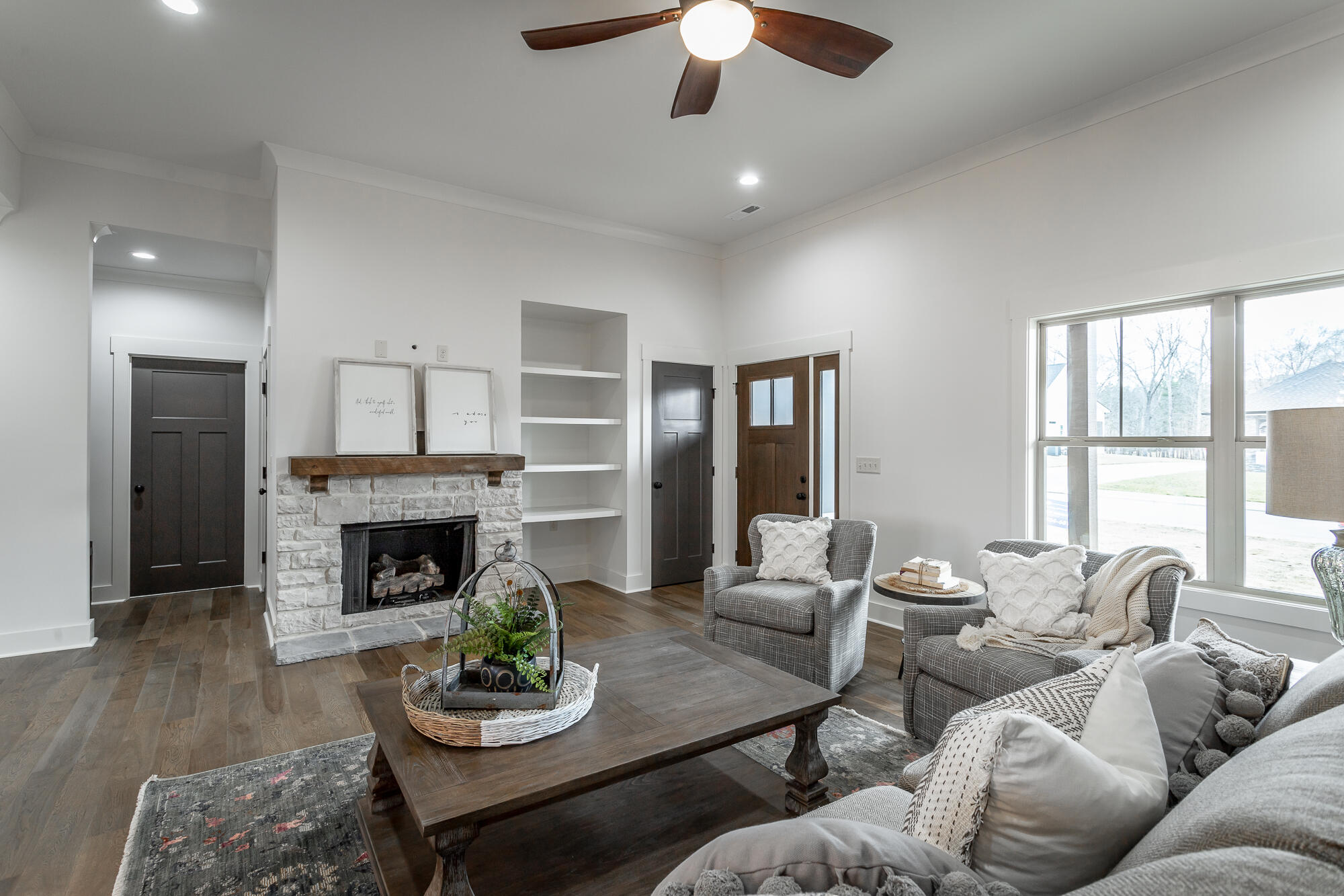 48 Bridlewood Drive, 25