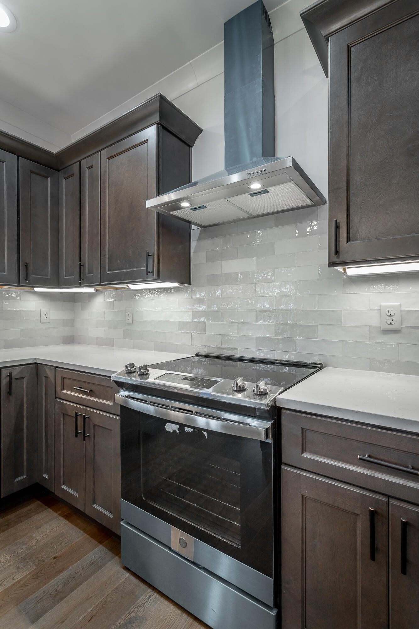48 Bridlewood Drive, 25