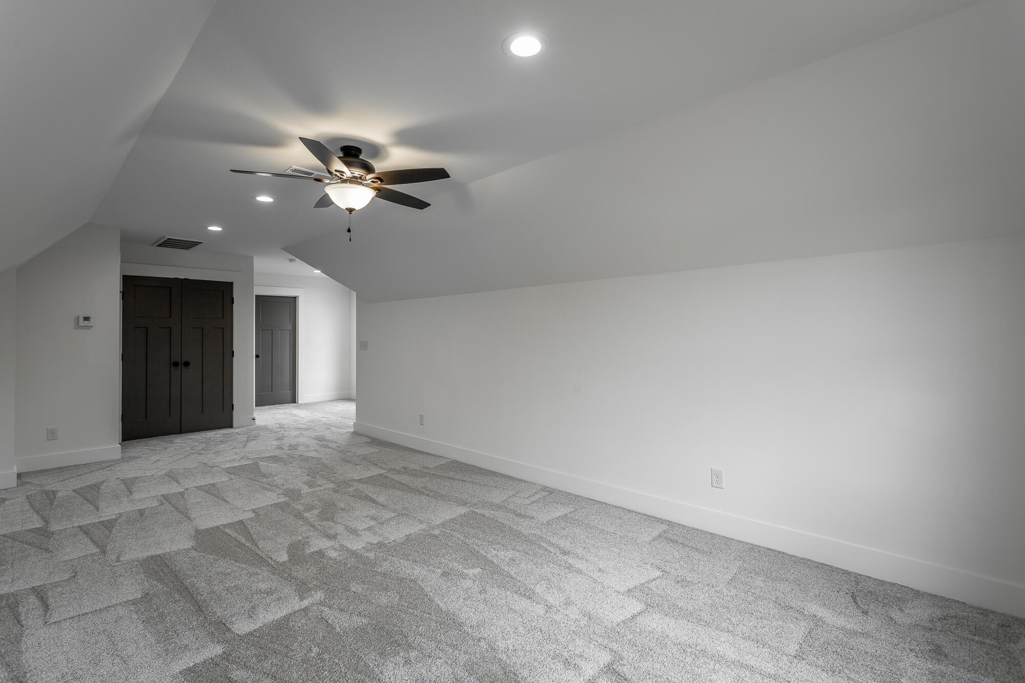 48 Bridlewood Drive, 25