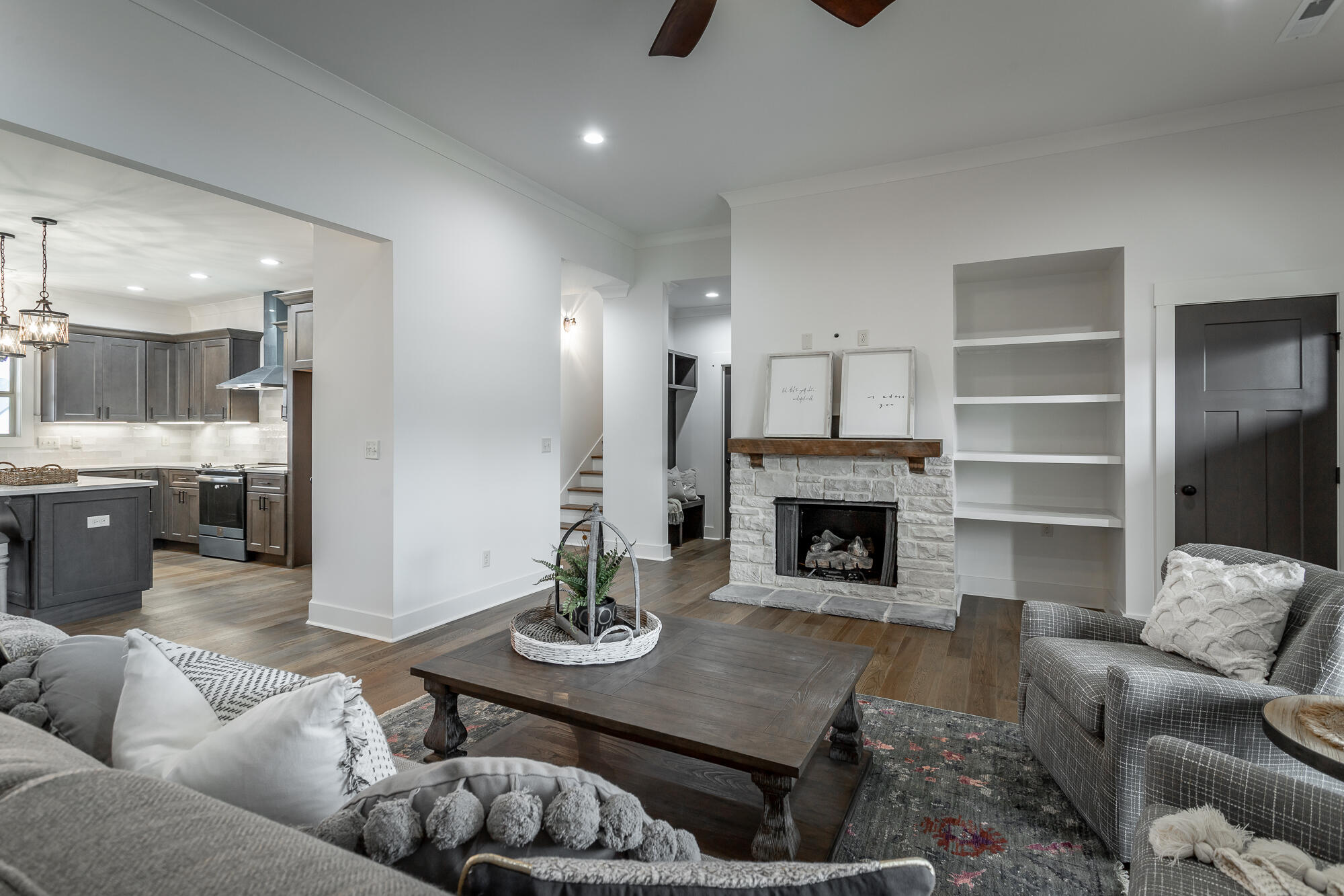 48 Bridlewood Drive, 25