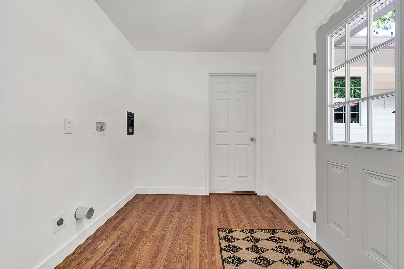 839 Rynes Road