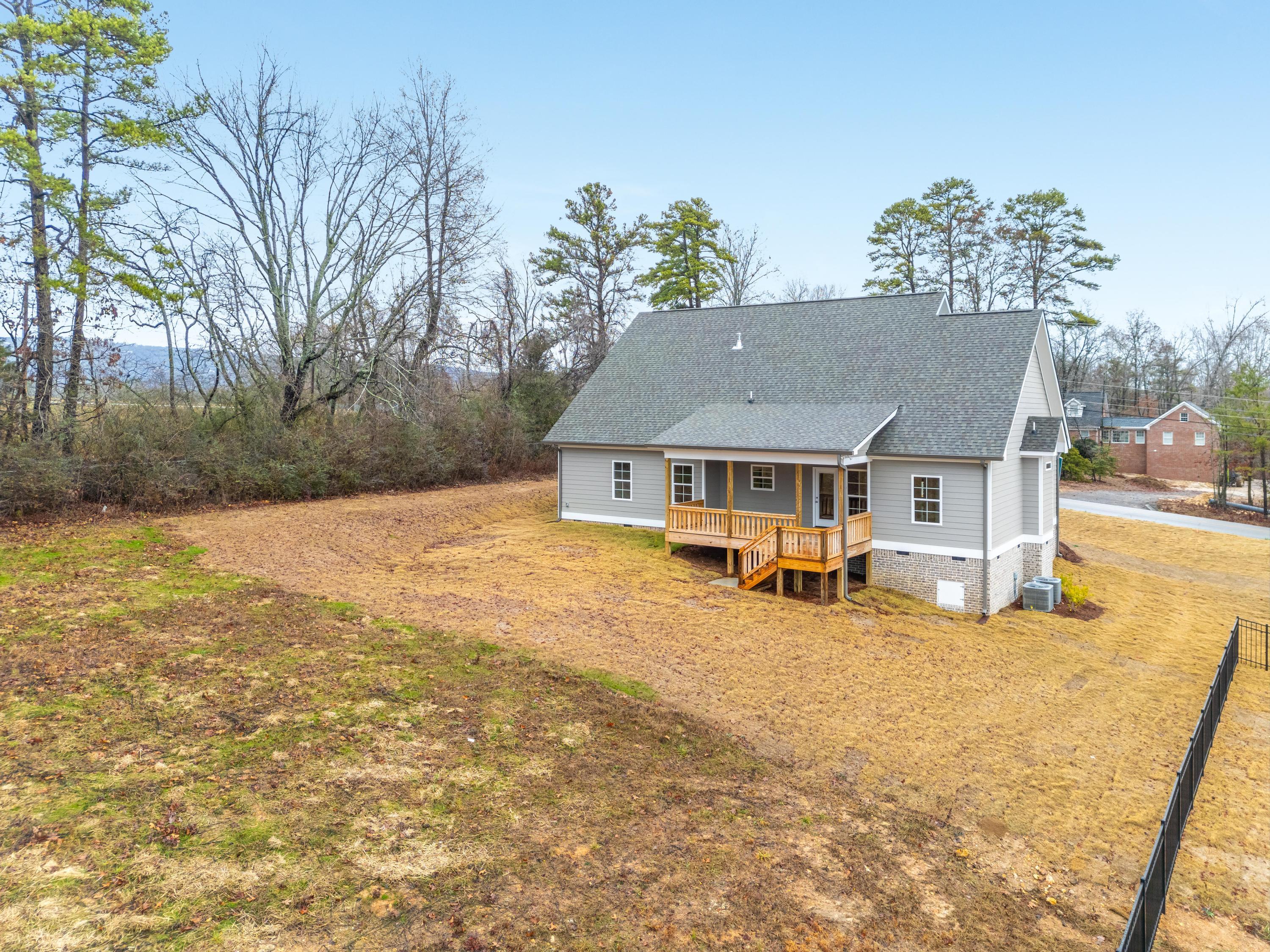1446 Bowman Road, 21