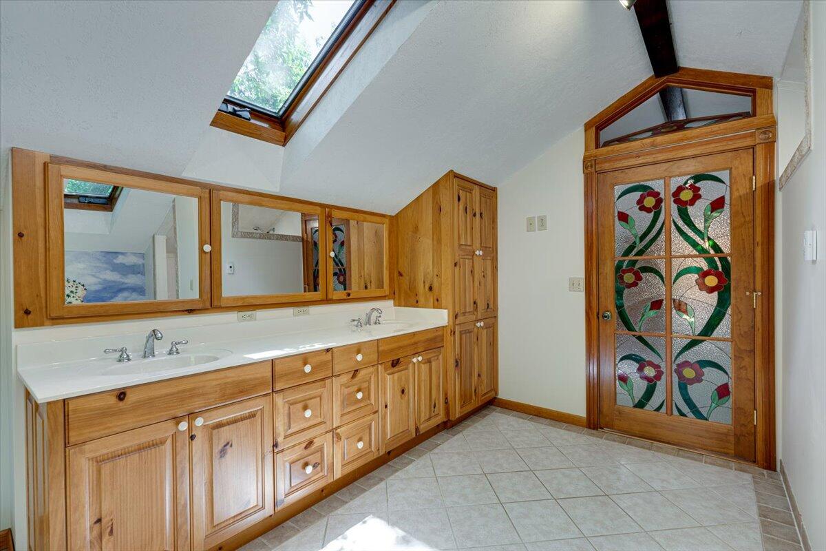 2035 Window Rock Road