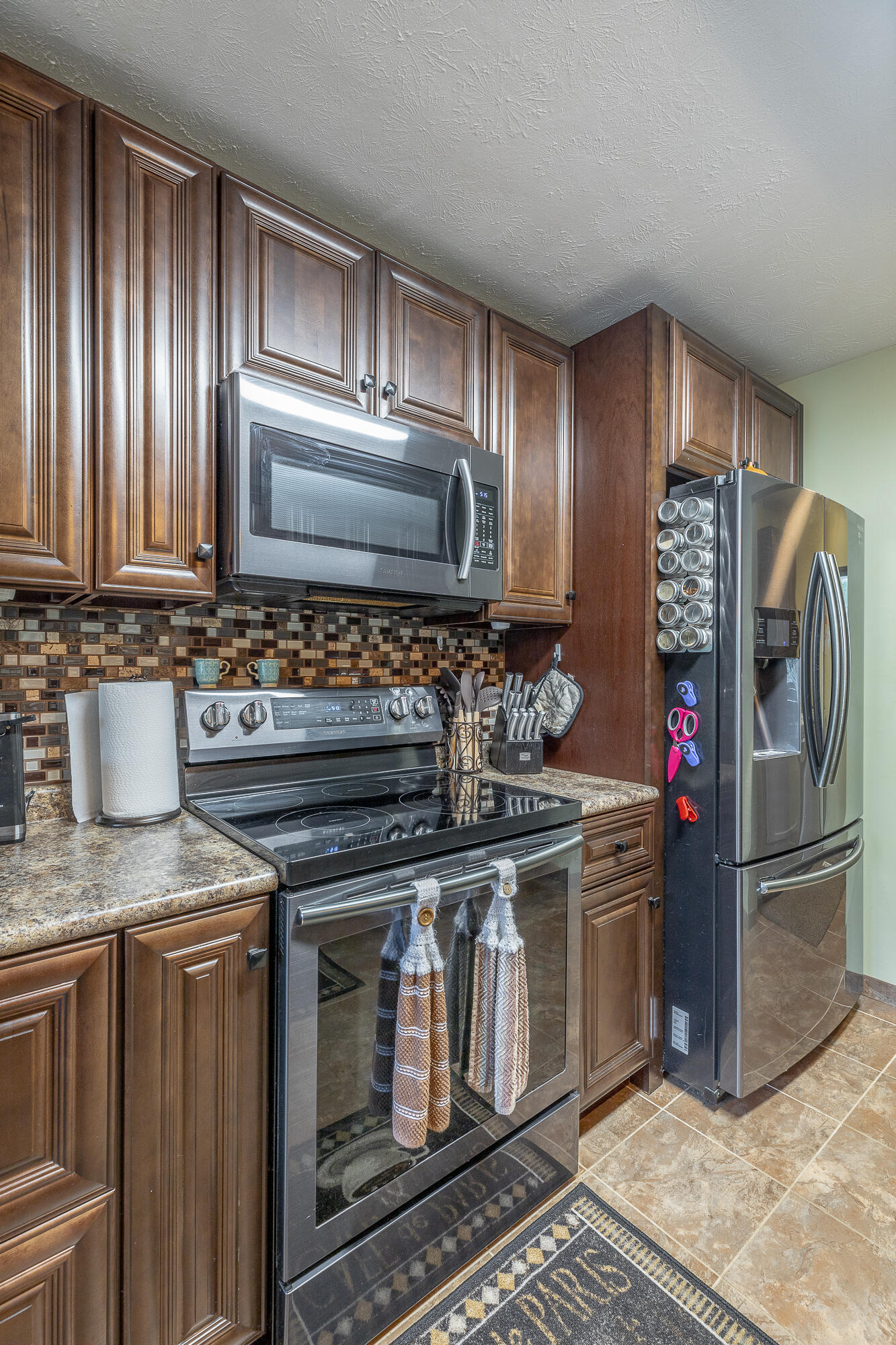 6111 Blue Ash Drive
