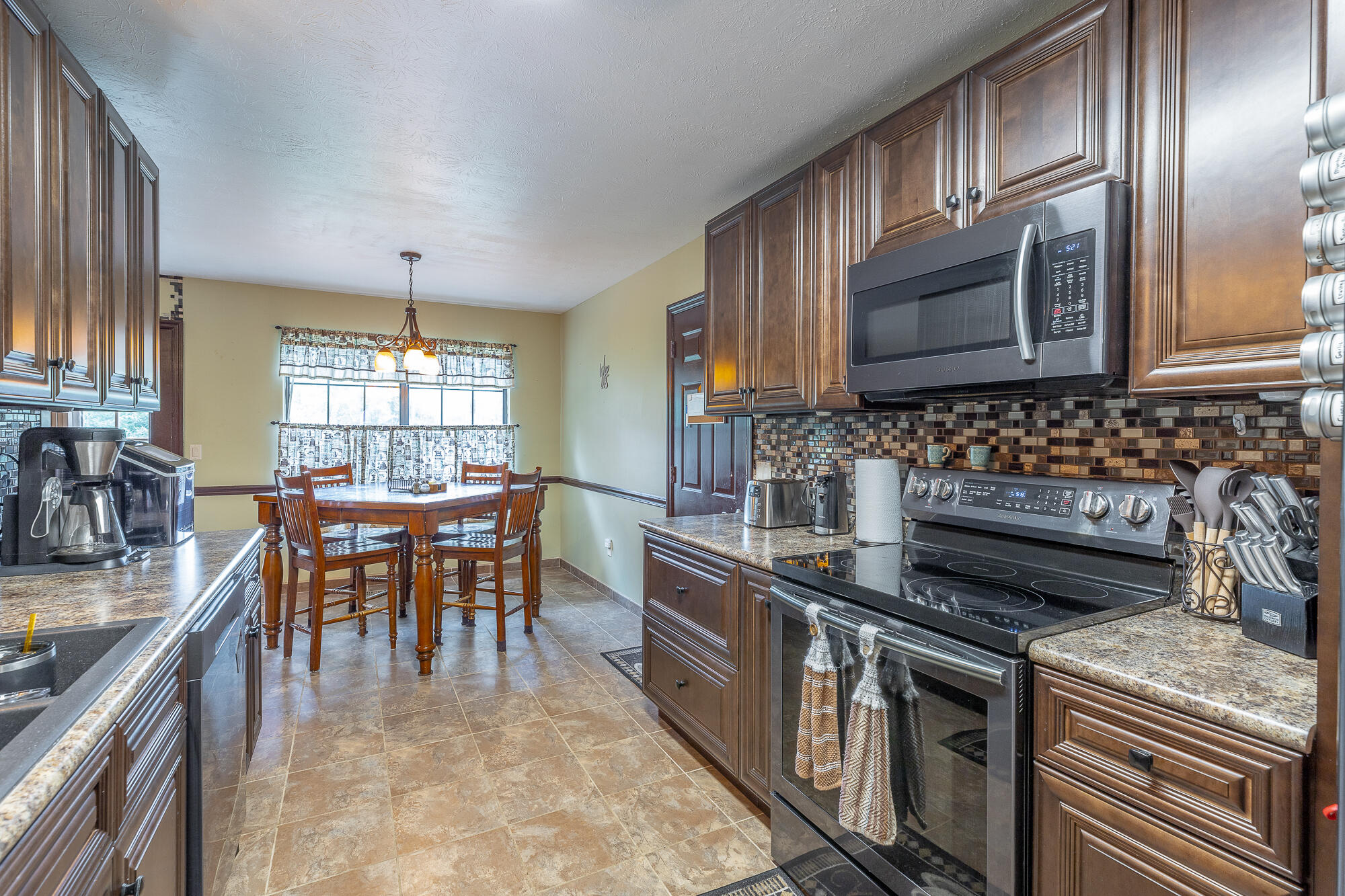 6111 Blue Ash Drive