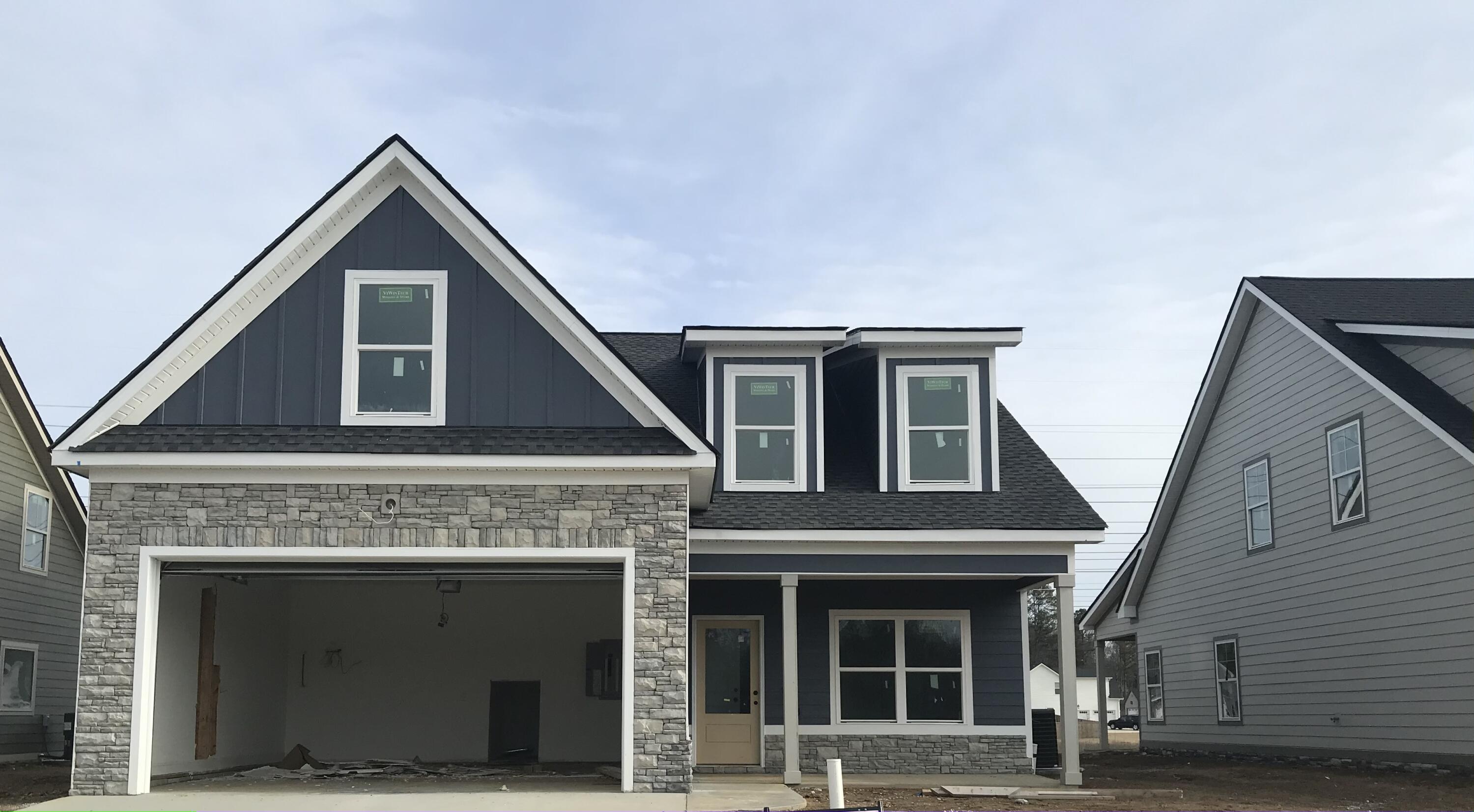 1046 Silverpine Drive, 40