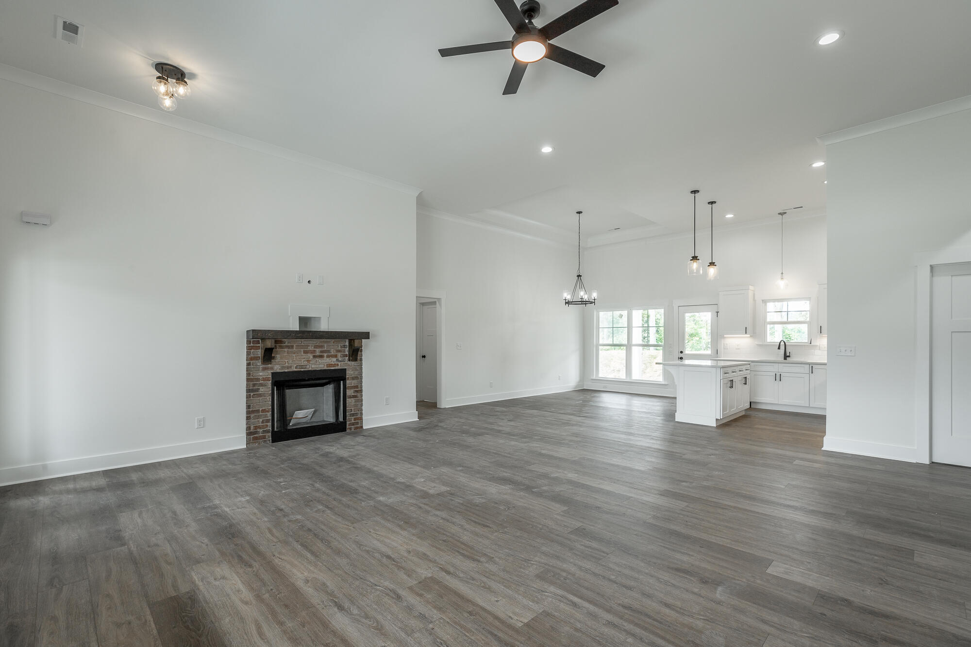 66 Silver Spur Road, 38