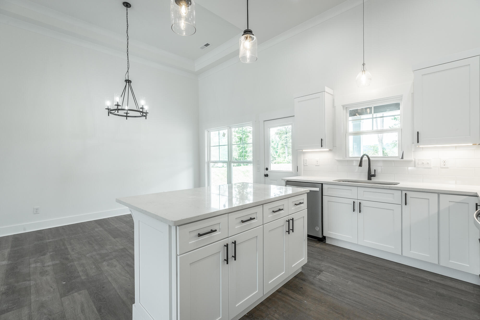 66 Silver Spur Road, 38