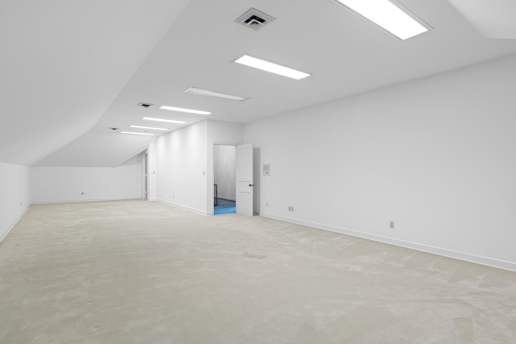 1100 Cumberland Road
