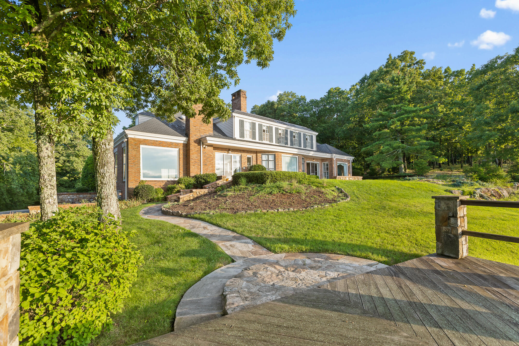1100 Cumberland Road