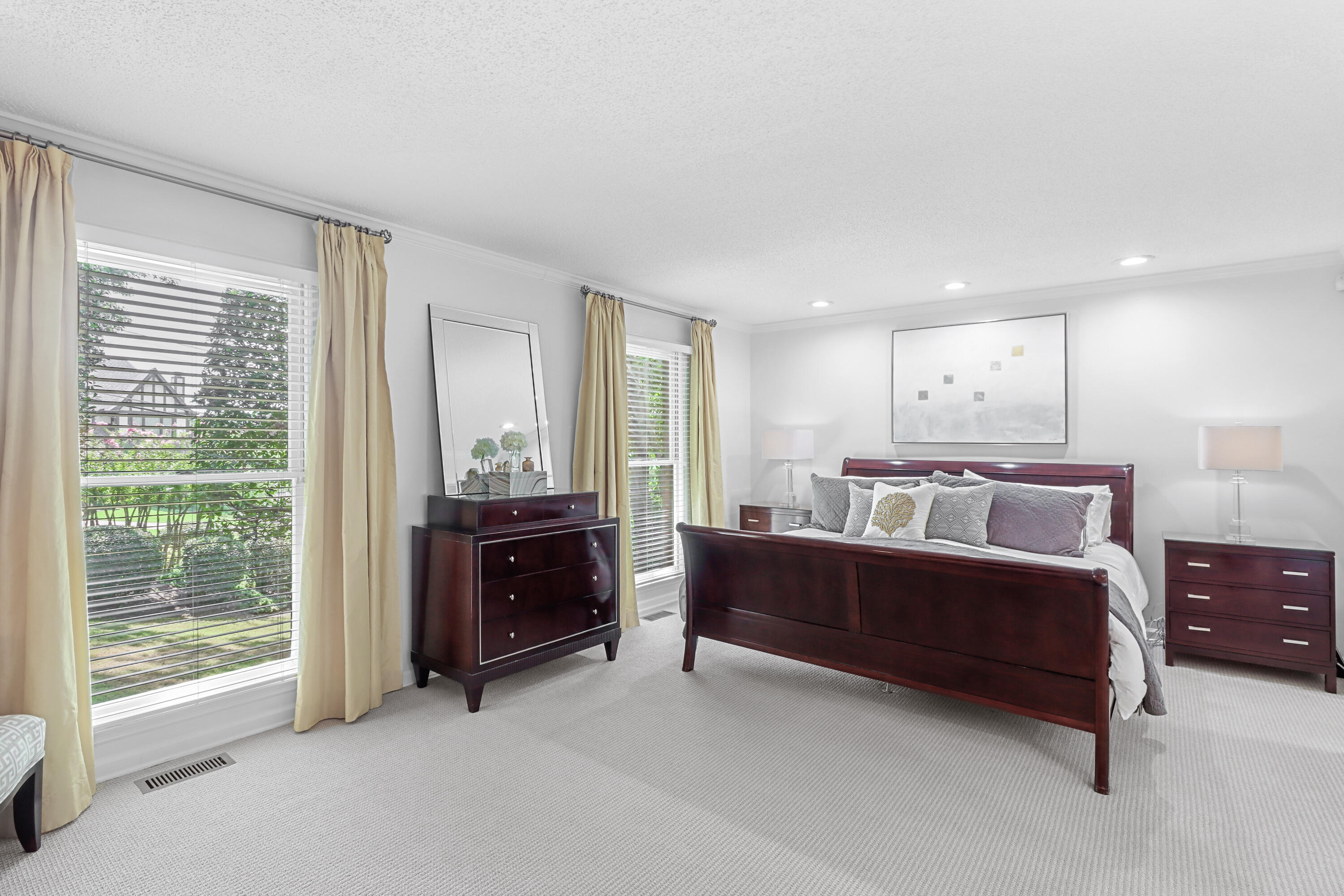 9321 Royal Mountain Drive