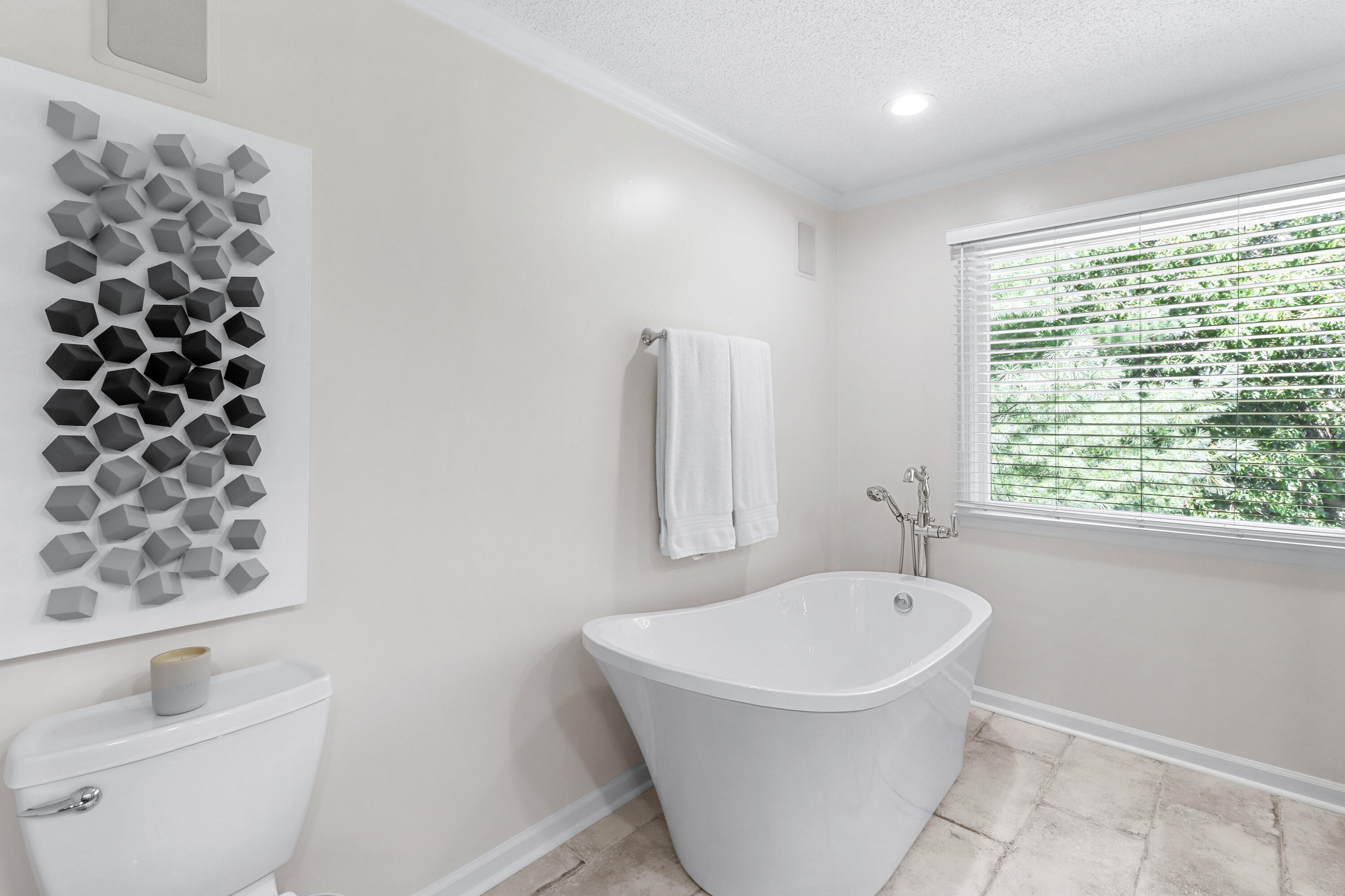 9321 Royal Mountain Drive