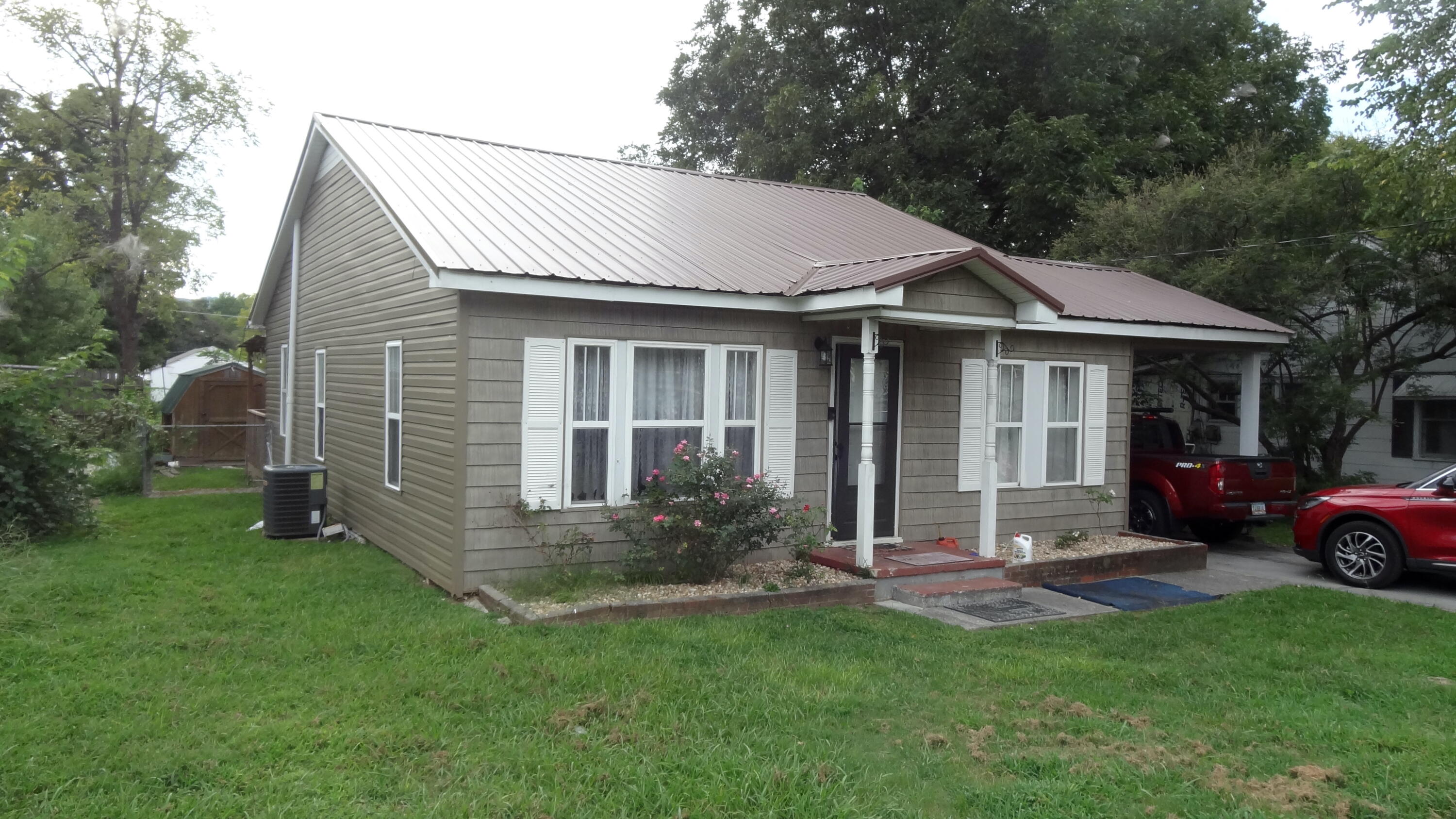 106 Suggs Street