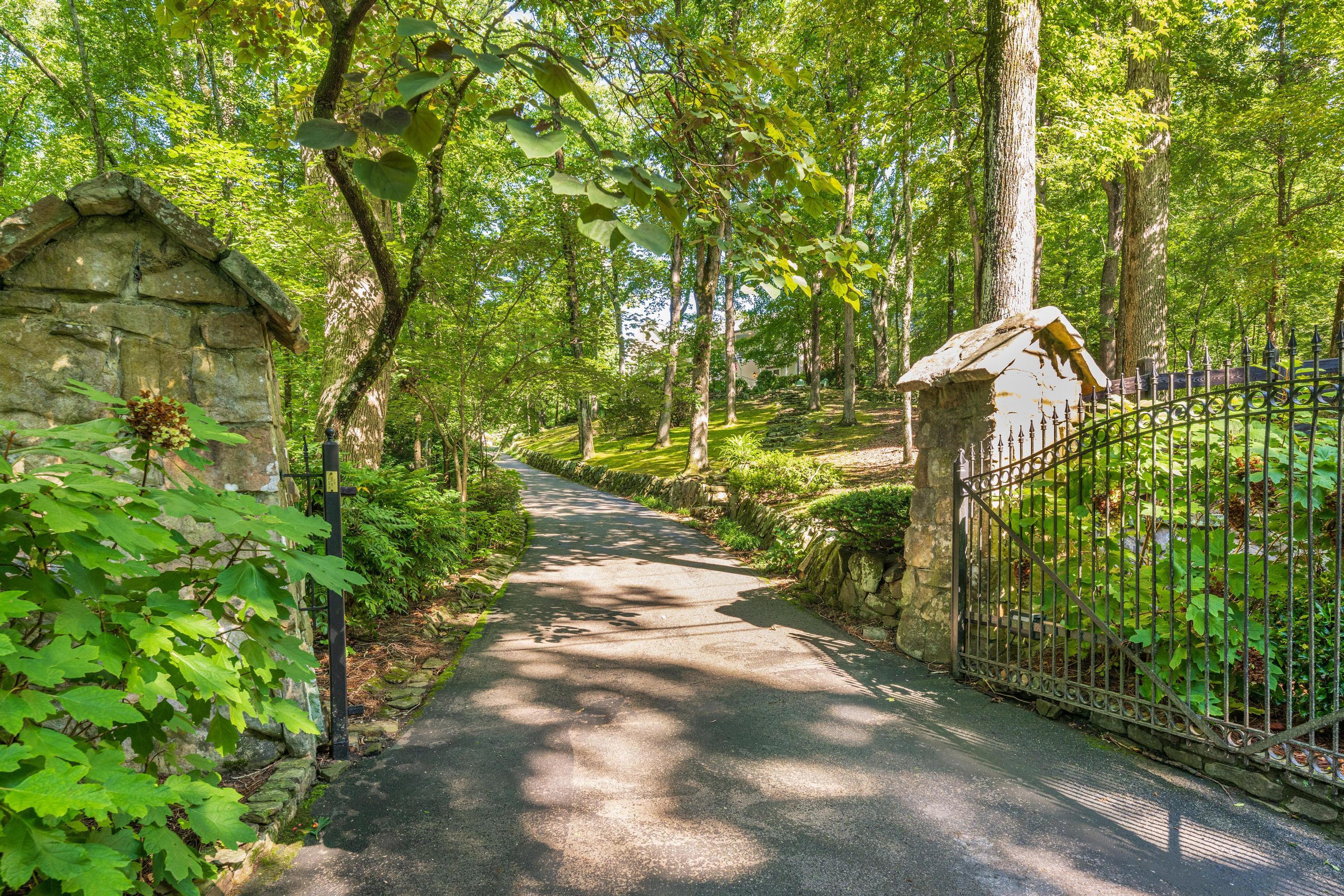2011 Altura Drive