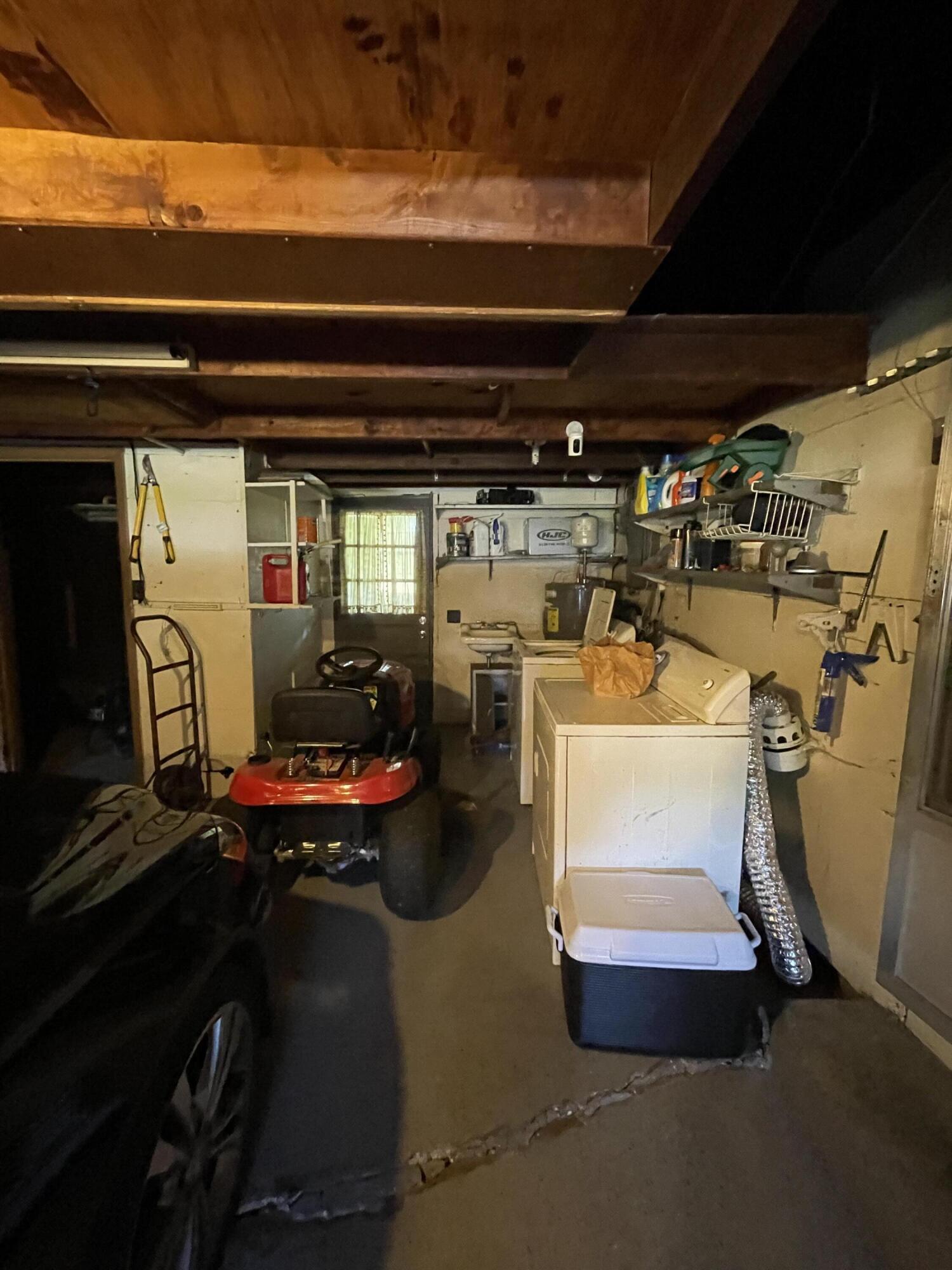 6223 Laguana Drive
