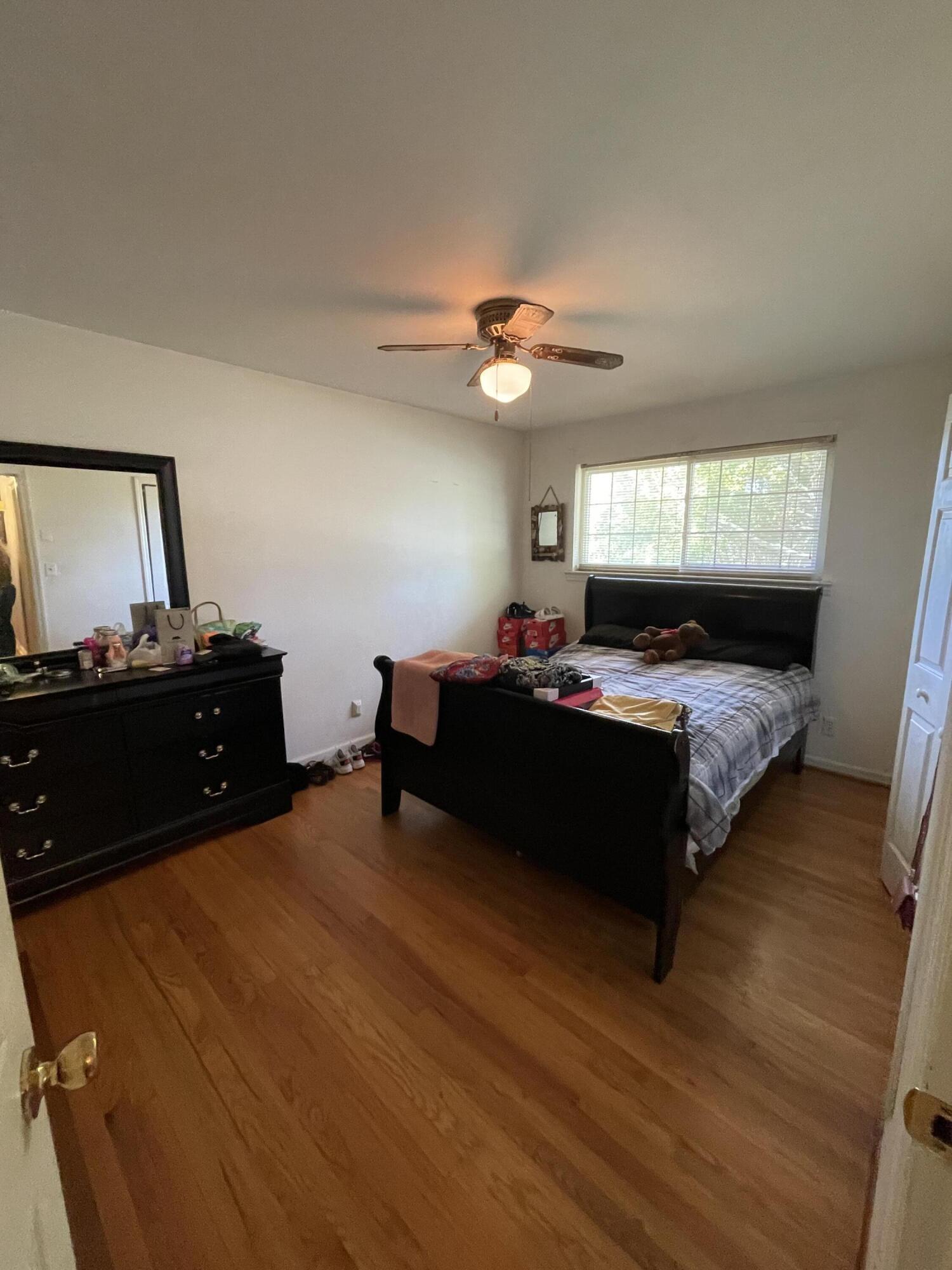 6223 Laguana Drive