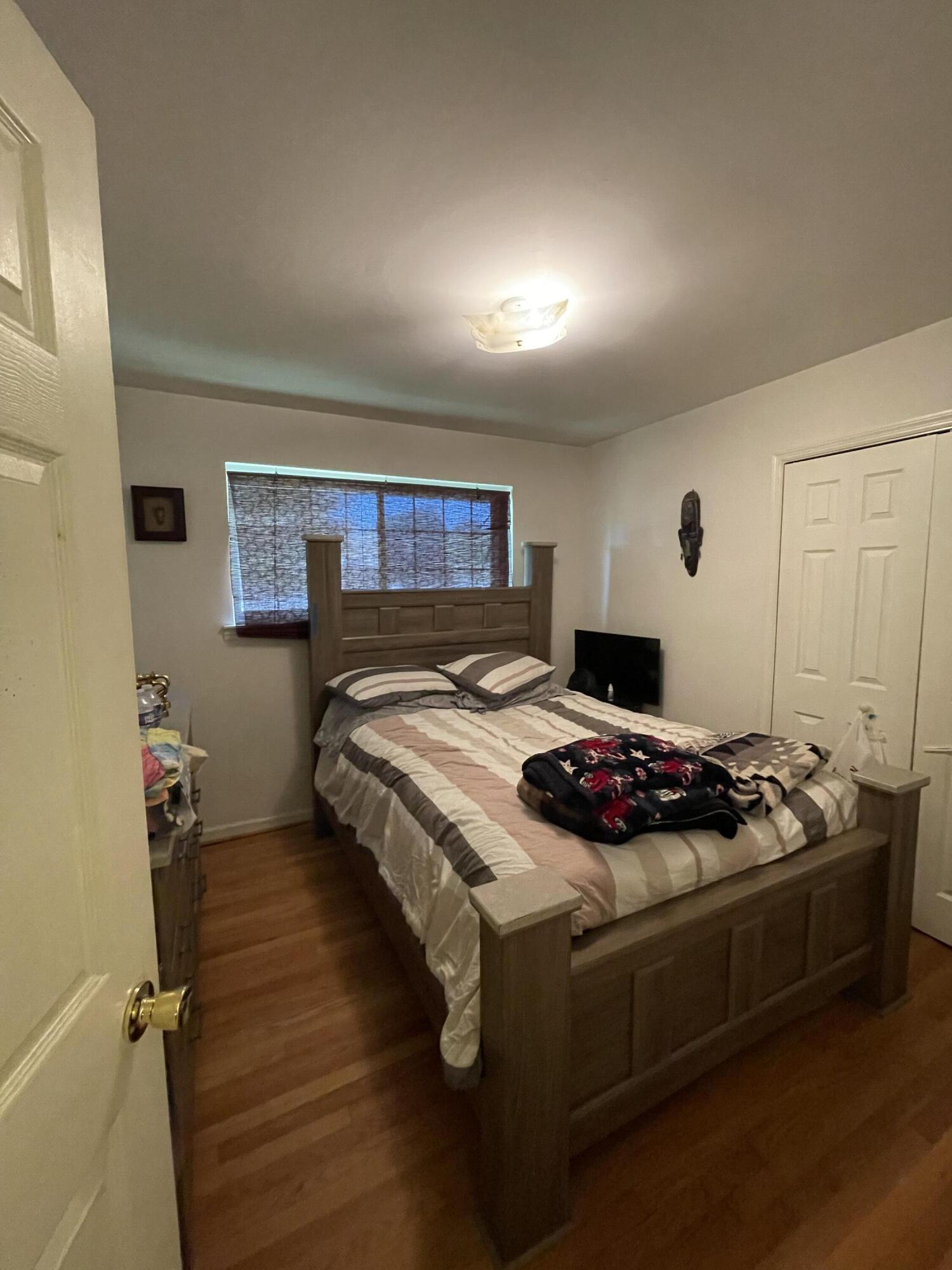 6223 Laguana Drive