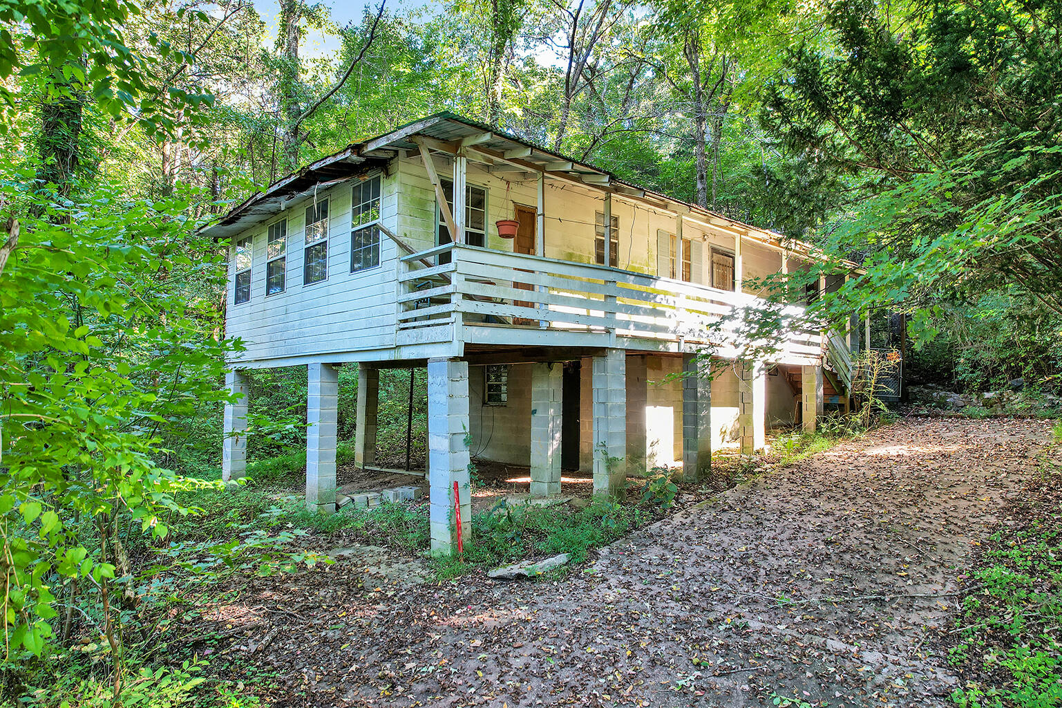 3351 Sweetens Cove Road