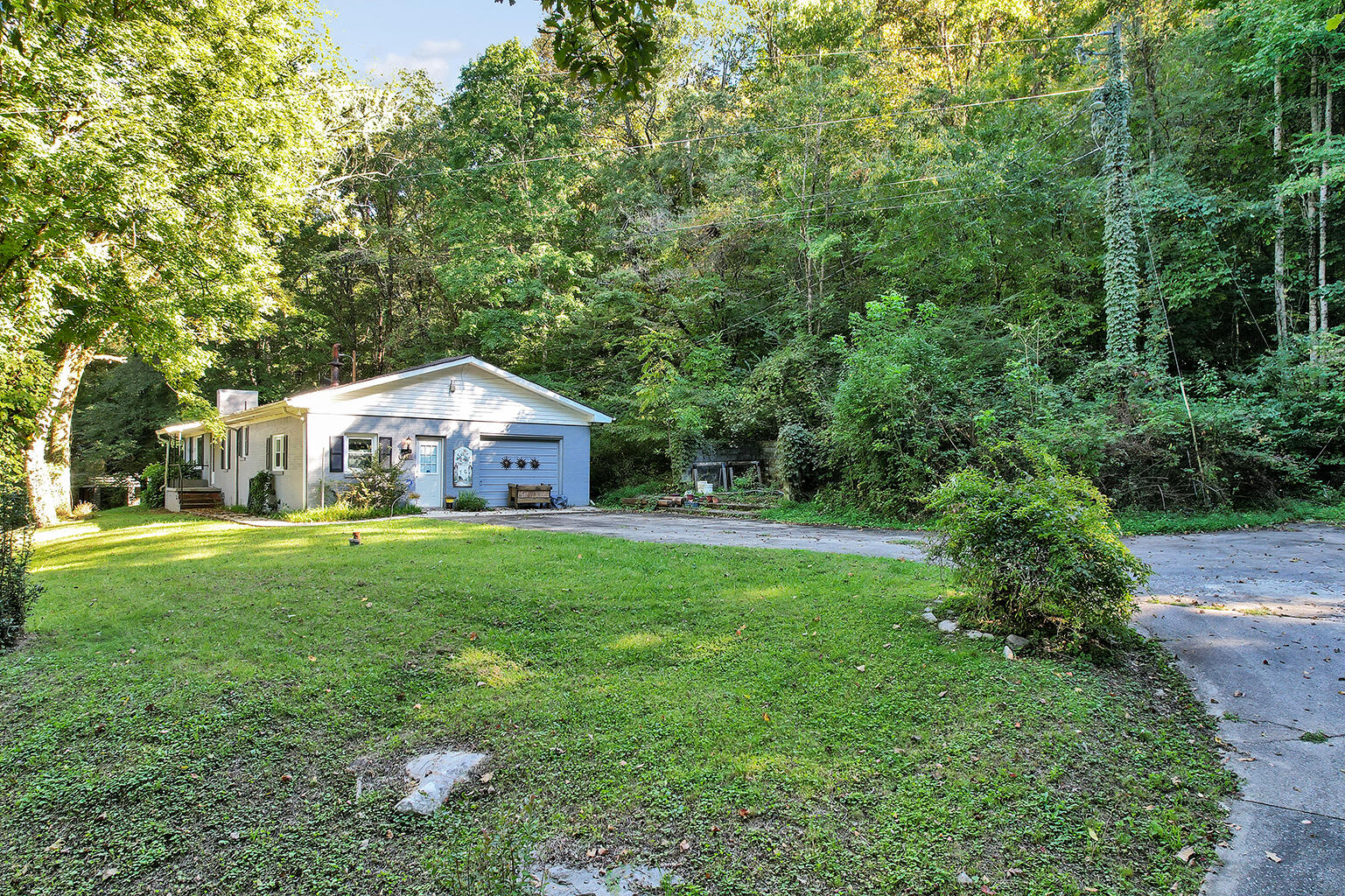 3351 Sweetens Cove Road
