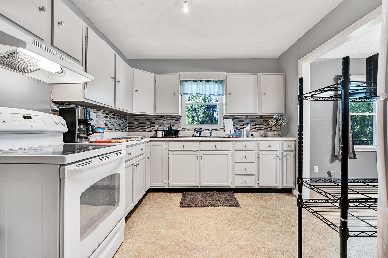 3351 Sweetens Cove Road