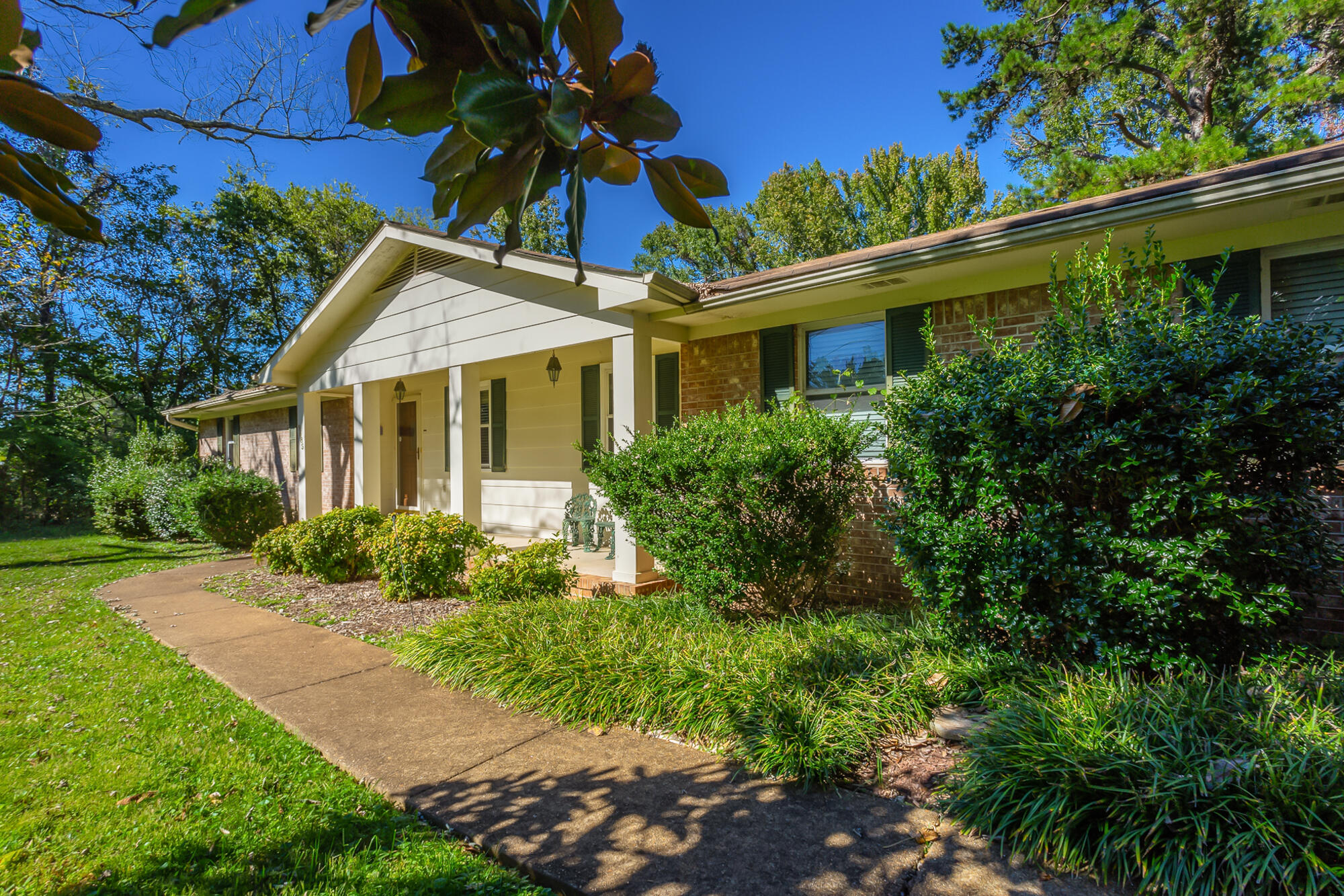 9685 Peaceful Lane