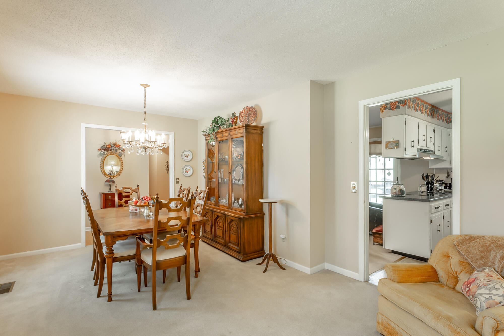 9685 Peaceful Lane