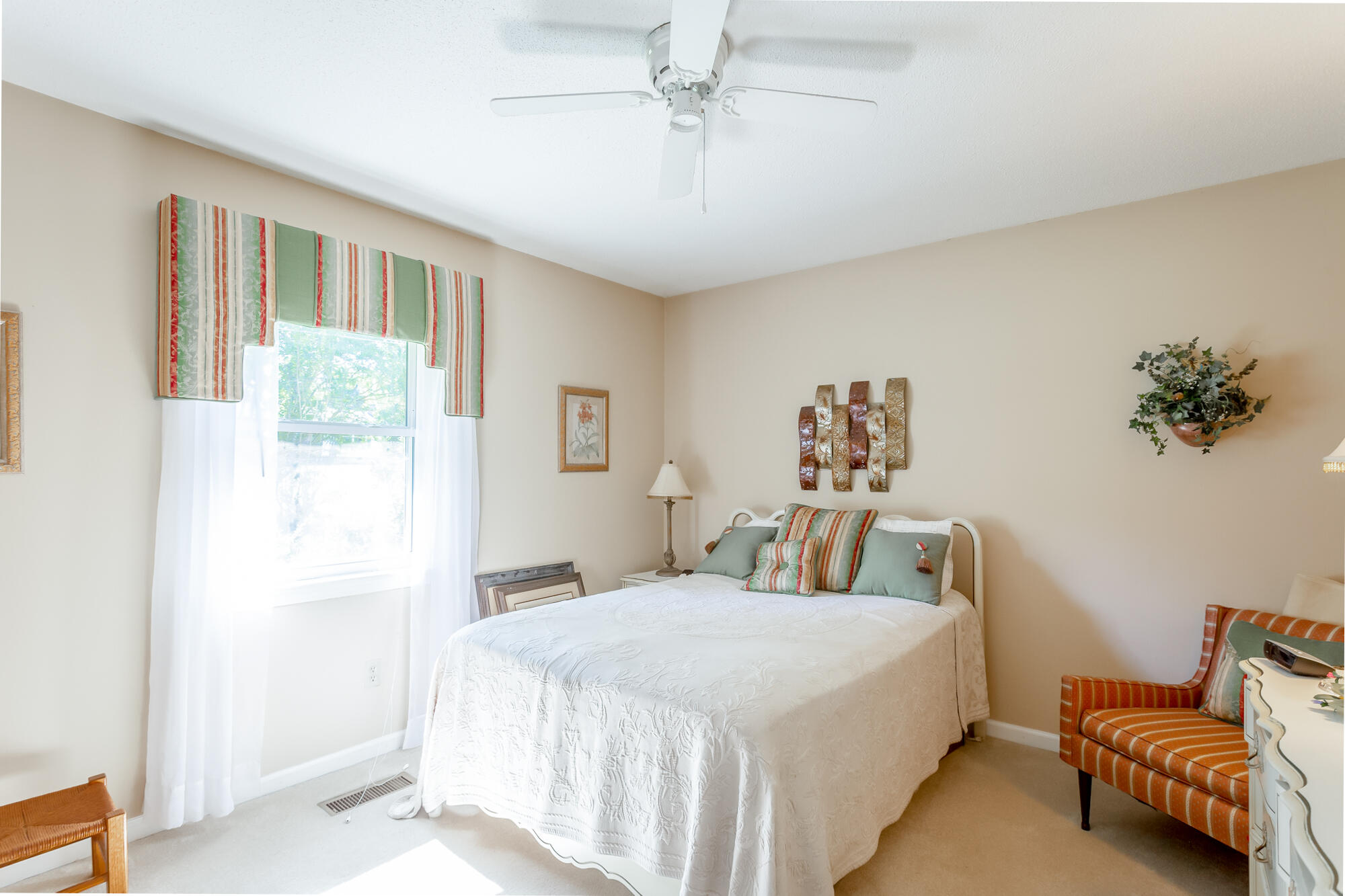 9685 Peaceful Lane