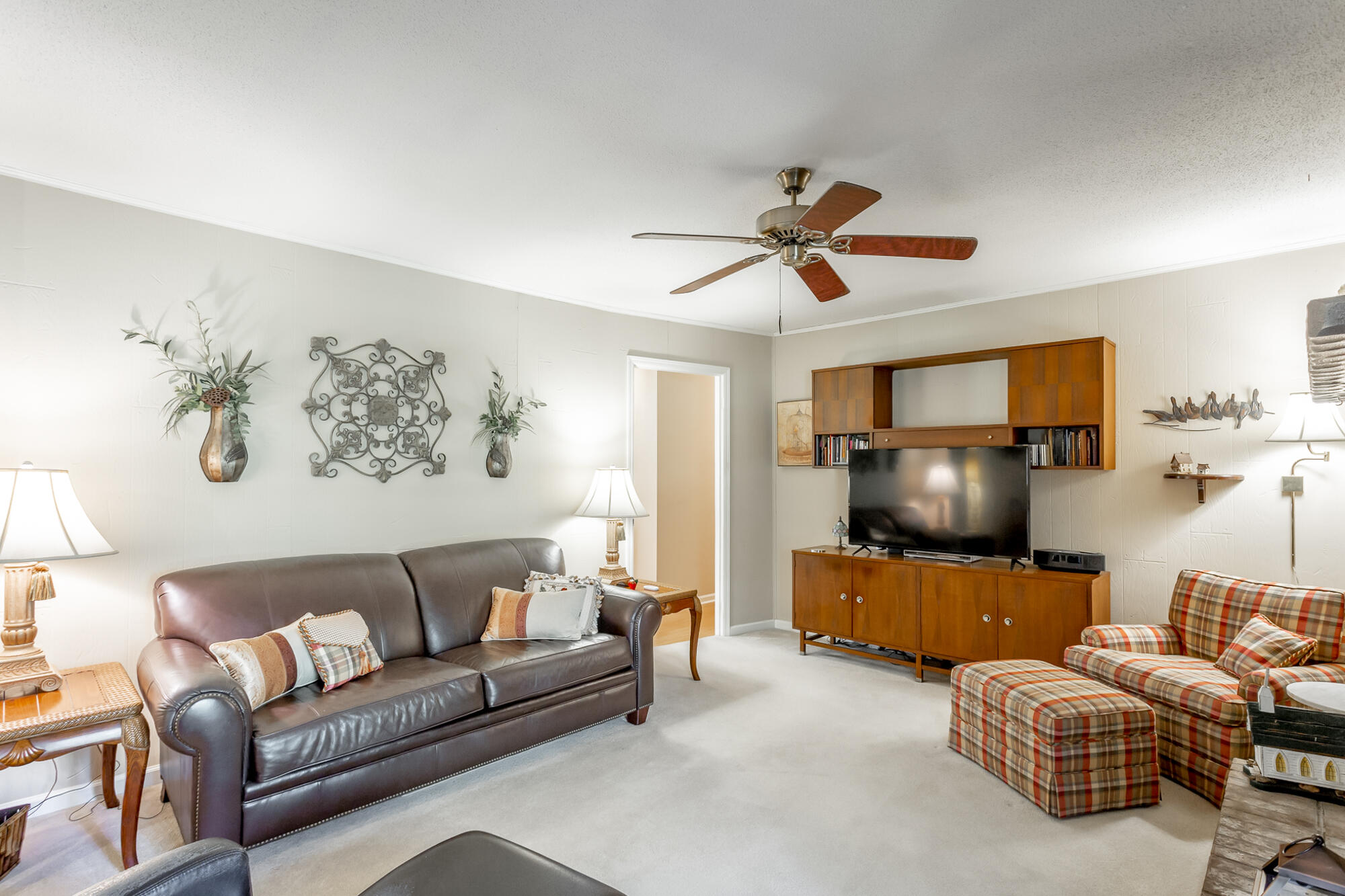 9685 Peaceful Lane