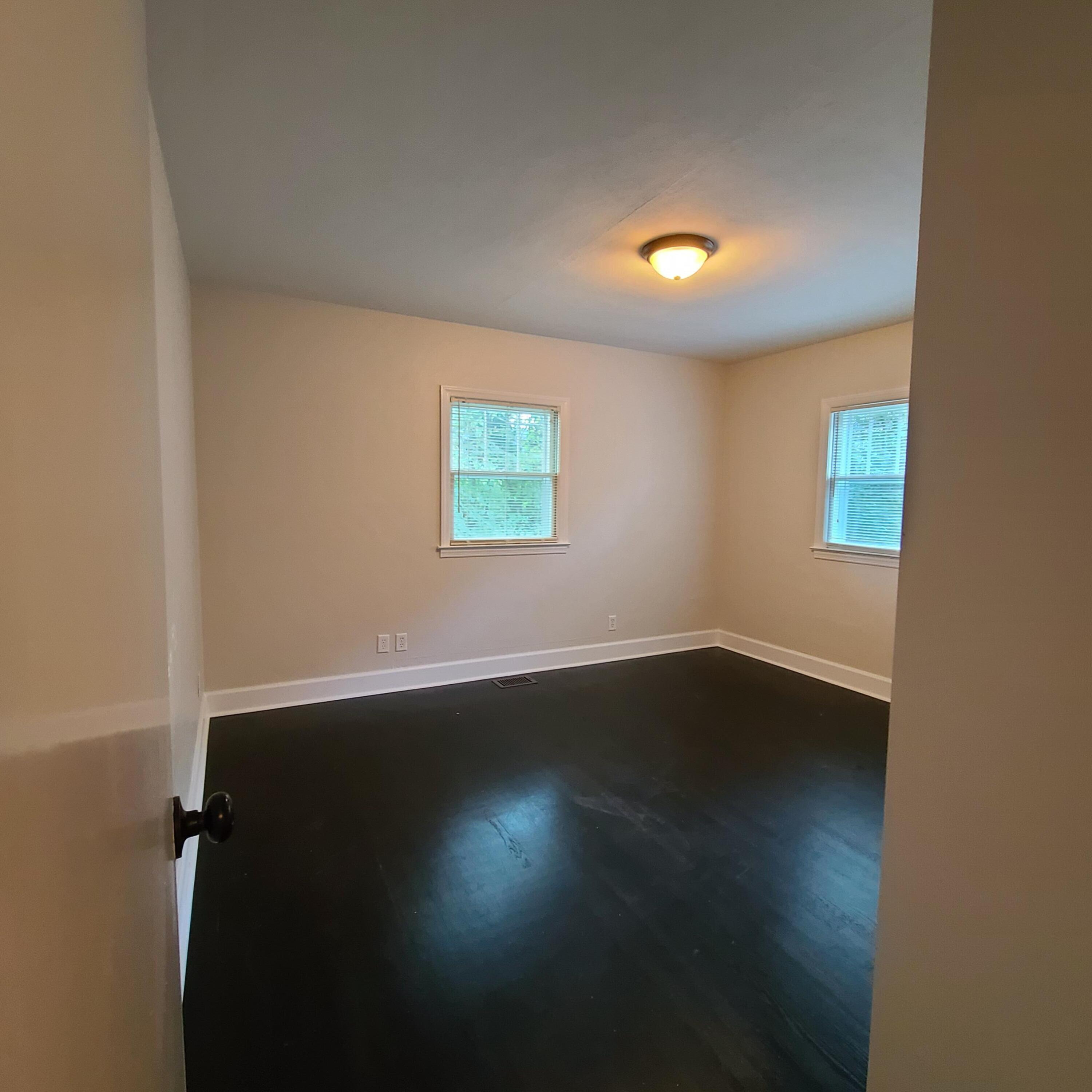 4202 Oakland Terrace