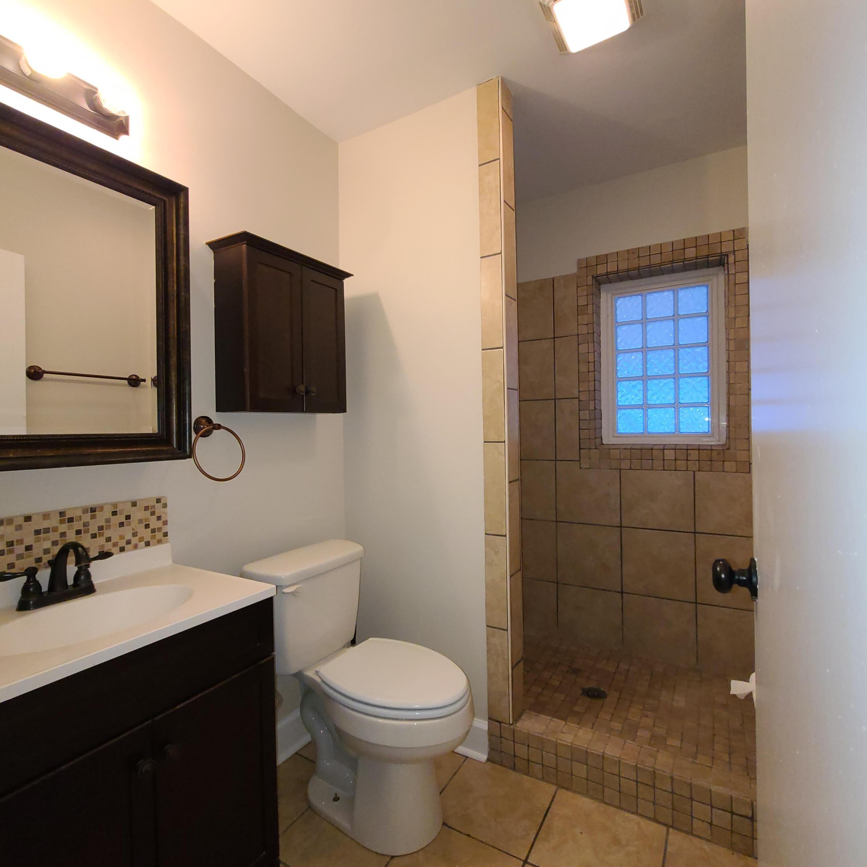 4202 Oakland Terrace
