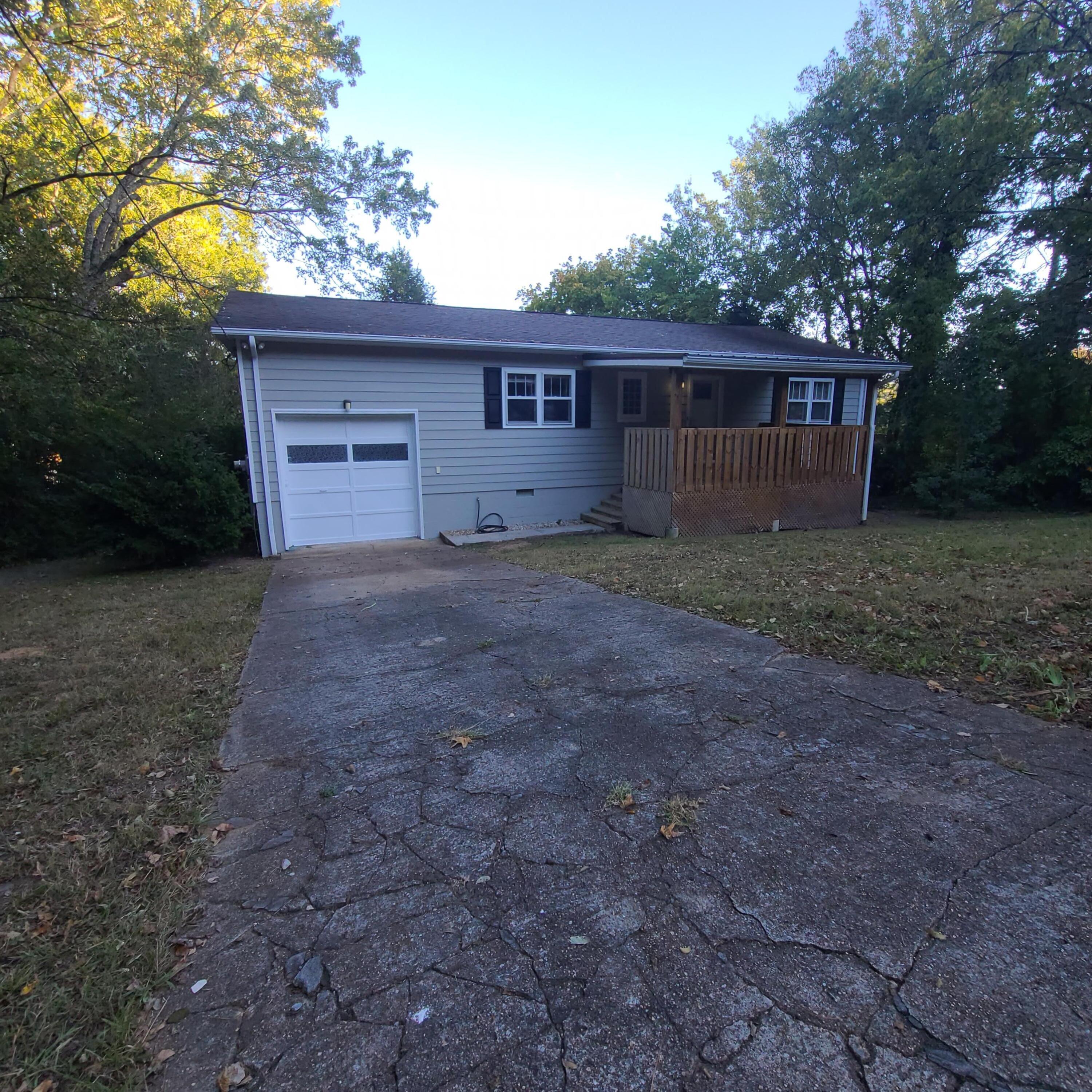 4202 Oakland Terrace
