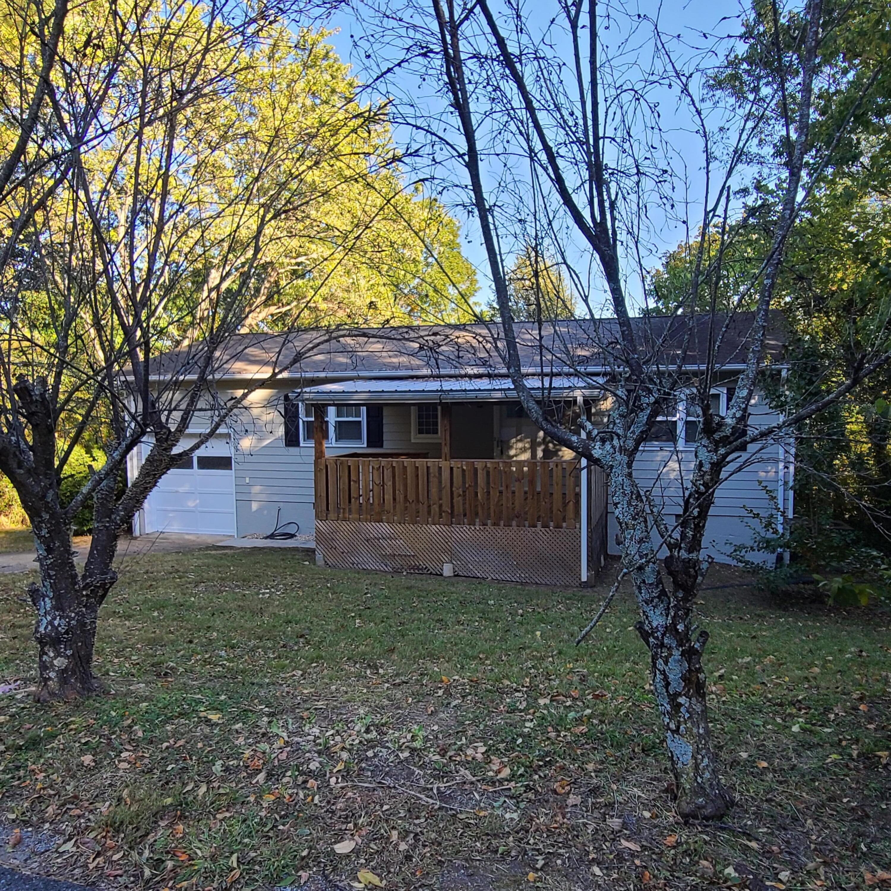 4202 Oakland Terrace