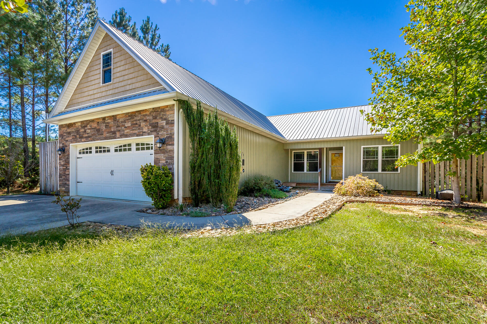 144 Mountain View Circle