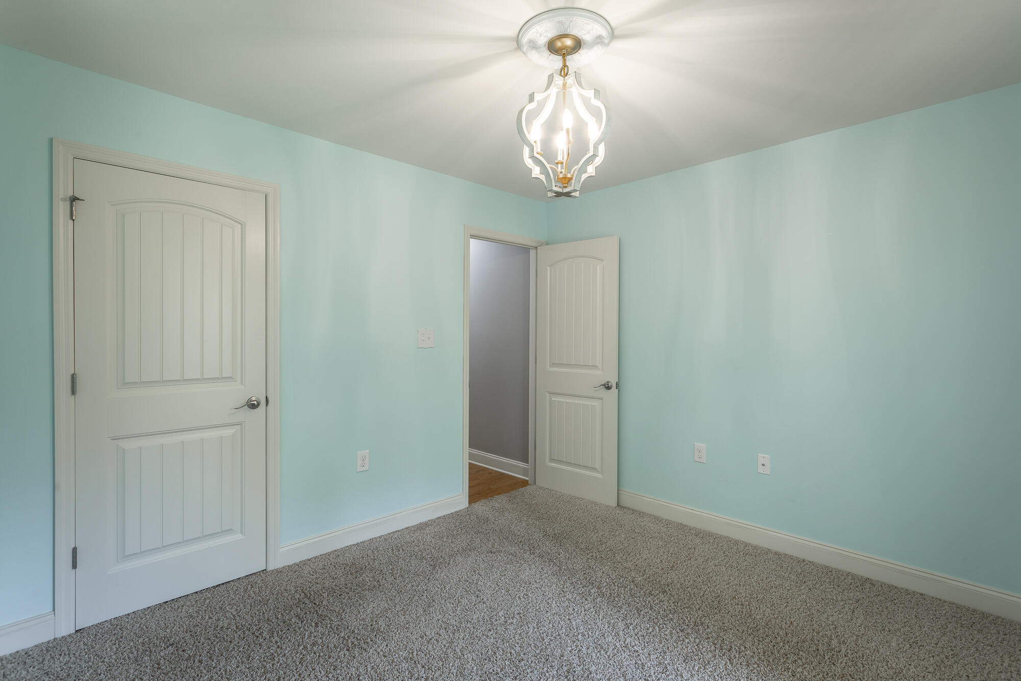 144 Mountain View Circle